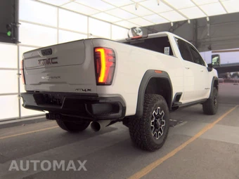 2025 GMC Sierra 2500HD AT4X Crew Cab Medium Bed 4SG - miniatura 4