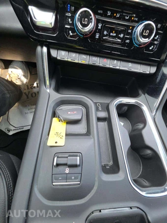 2025 GMC Sierra 2500HD Denali Crew Cab Medium Bed 5SA - miniatura 8