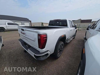 2025 GMC Sierra 2500HD Denali Crew Cab Medium Bed 5SA - miniatura 3