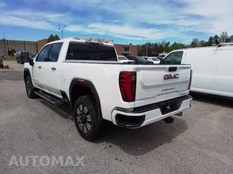 2025 GMC Sierra 2500HD Denali Crew Cab Medium Bed 5SA - miniatura 3