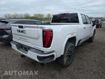 2025 GMC Sierra 2500HD Denali Ultimate Crew Cab Medium Bed 5SB - miniatura 3