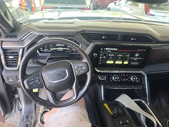 2025 GMC Sierra 2500HD Denali Ultimate Crew Cab Medium Bed 5SB - miniatura 11