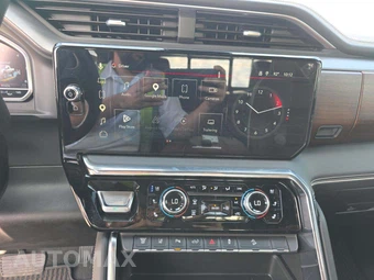 2025 GMC Sierra 2500HD Denali Ultimate Crew Cab Medium Bed 5SB - miniatura 10