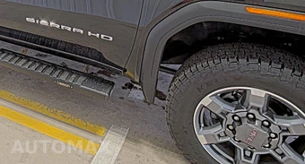 2025 GMC Sierra 2500HD SLT Crew Cab Medium Bed 4SA - miniatura 8
