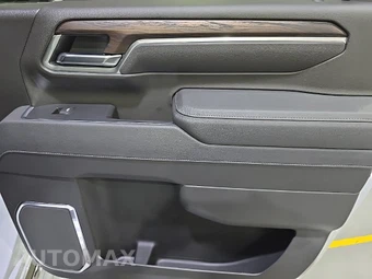 2025 GMC Sierra 2500HD SLT Crew Cab Medium Bed 4SA - miniatura 11