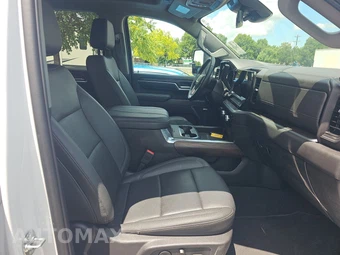 2025 GMC Sierra 2500HD SLT Crew Cab Medium Bed 4SA - miniatura 8