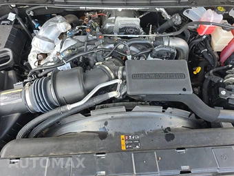 2025 GMC Sierra 2500HD SLT Crew Cab Medium Bed 4SA - miniatura 7