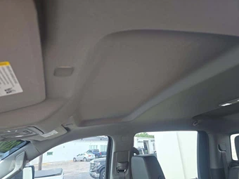 2025 GMC Sierra 2500HD SLT Crew Cab Medium Bed 4SA - miniatura 8
