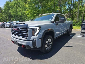 2025 GMC Sierra 3500HD AT4 Crew Cab Medium Bed 4SB