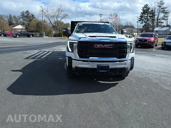 2025 GMC Sierra 3500HD Cab Chassis Pro Crew Cab 1SA - miniatura 2