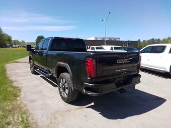 2025 GMC Sierra 3500HD Denali Crew Cab Long Bed 5SA - miniatura 2