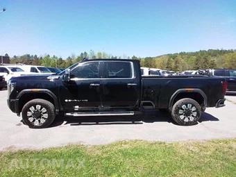 2025 GMC Sierra 3500HD Denali Crew Cab Long Bed 5SA - miniatura 3