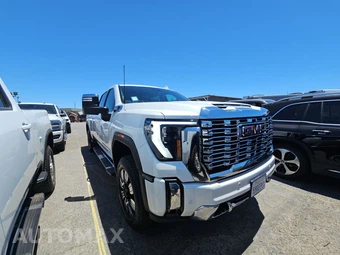 2025 GMC Sierra 3500HD Denali Crew Cab Long Bed 5SA - miniatura 3