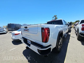 2025 GMC Sierra 3500HD Denali Crew Cab Long Bed 5SA - miniatura 4