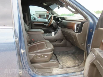 2025 GMC Sierra 3500HD Denali Crew Cab Long Bed 5SA DRW - miniatura 7