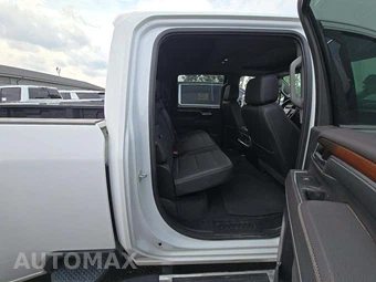 2025 GMC Sierra 3500HD Denali Crew Cab Long Bed 5SA DRW - miniatura 16