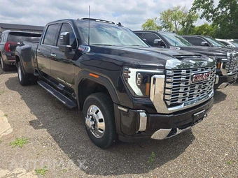 2025 GMC Sierra 3500HD Denali Crew Cab Long Bed 5SA DRW - miniatura 4