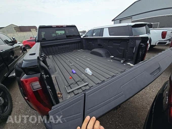 2025 GMC Sierra 3500HD Denali Crew Cab Long Bed 5SA DRW - miniatura 14