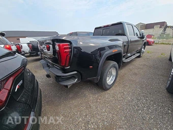 2025 GMC Sierra 3500HD Denali Crew Cab Long Bed 5SA DRW - miniatura 3