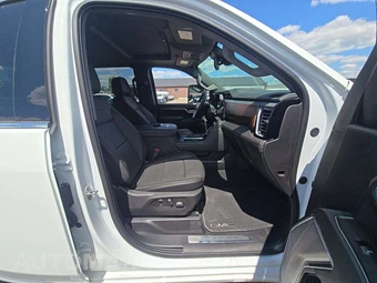 2025 GMC Sierra 3500HD Denali Crew Cab Long Bed 5SA DRW - miniatura 18