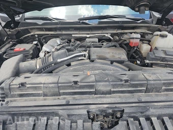 2025 GMC Sierra 3500HD Denali Crew Cab Medium Bed 5SA - miniatura 15