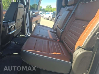 2025 GMC Sierra 3500HD Denali Ultimate Crew Cab Long Bed 5SB DRW - miniatura 10