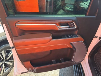 2025 GMC Sierra 3500HD Denali Ultimate Crew Cab Medium Bed 5SB - miniatura 9