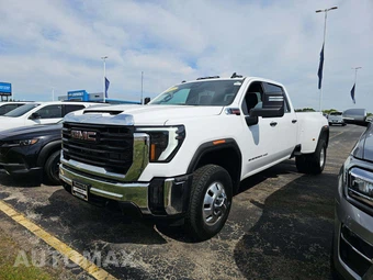 2025 GMC Sierra 3500HD Pro Crew Cab Long Bed 1SA DRW