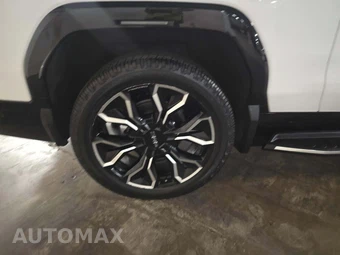 2025 GMC Sierra EV Denali Max Range Crew Cab Short Bed - miniatura 24
