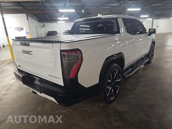 2025 GMC Sierra EV Denali Max Range Crew Cab Short Bed - miniatura 3