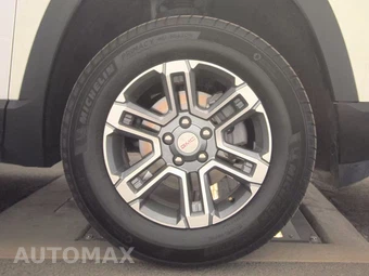 2025 GMC Terrain Elevation 3SA - miniatura 10