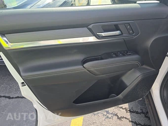 2025 GMC Terrain Elevation 3SA - miniatura 15