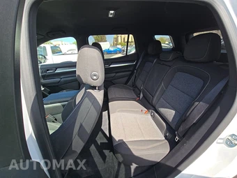 2025 GMC Terrain Elevation 3SA - miniatura 13