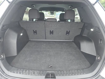 2025 GMC Terrain Elevation 3SA - miniatura 17