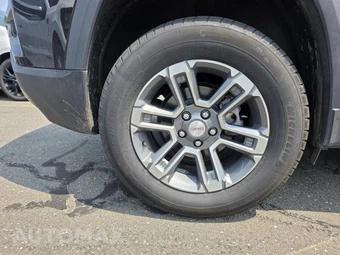 2025 GMC Terrain Elevation 3SB - miniatura 9