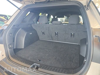 2025 GMC Terrain Elevation 3SB - miniatura 17