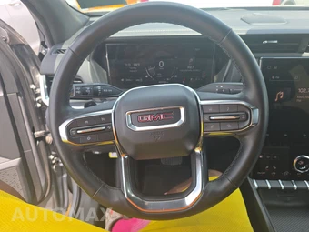 2025 GMC Terrain Elevation 3SB - miniatura 10