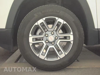2025 GMC Terrain Elevation 3SB - miniatura 9