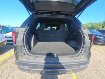 2025 GMC Terrain Elevation 3SB - miniatura 16