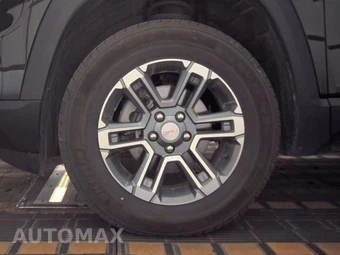 2025 GMC Terrain Elevation 3SB - miniatura 9