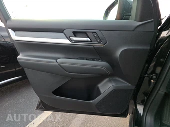 2025 GMC Terrain Elevation 3SB - miniatura 15