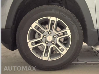 2025 GMC Terrain Elevation 3SB - miniatura 9