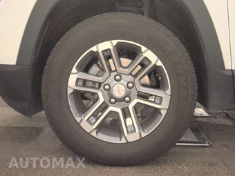 2025 GMC Terrain Elevation 3SB - miniatura 9