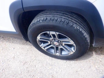 2025 GMC Terrain Elevation 3SB - miniatura 11