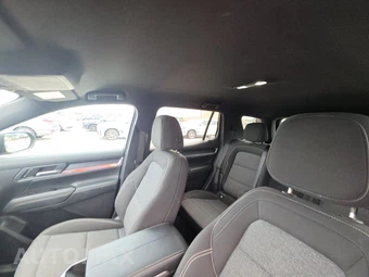2025 GMC Terrain Elevation 3SB - miniatura 19