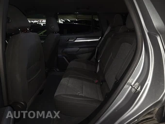 2025 GMC Terrain Elevation 3SB - miniatura 19