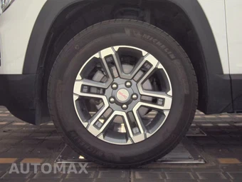 2025 GMC Terrain Elevation 3SB - miniatura 9