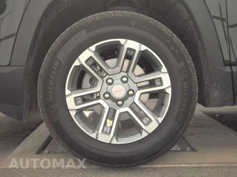 2025 GMC Terrain Elevation 3SB - miniatura 9
