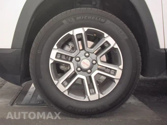 2025 GMC Terrain Elevation 3SB - miniatura 9