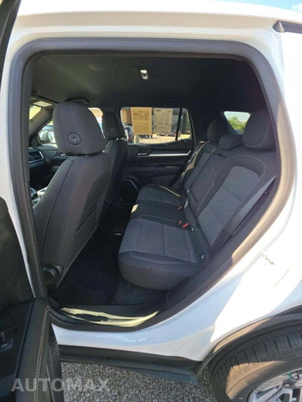 2025 GMC Terrain Elevation 3SB - miniatura 10